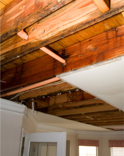 roof-water-leaking
